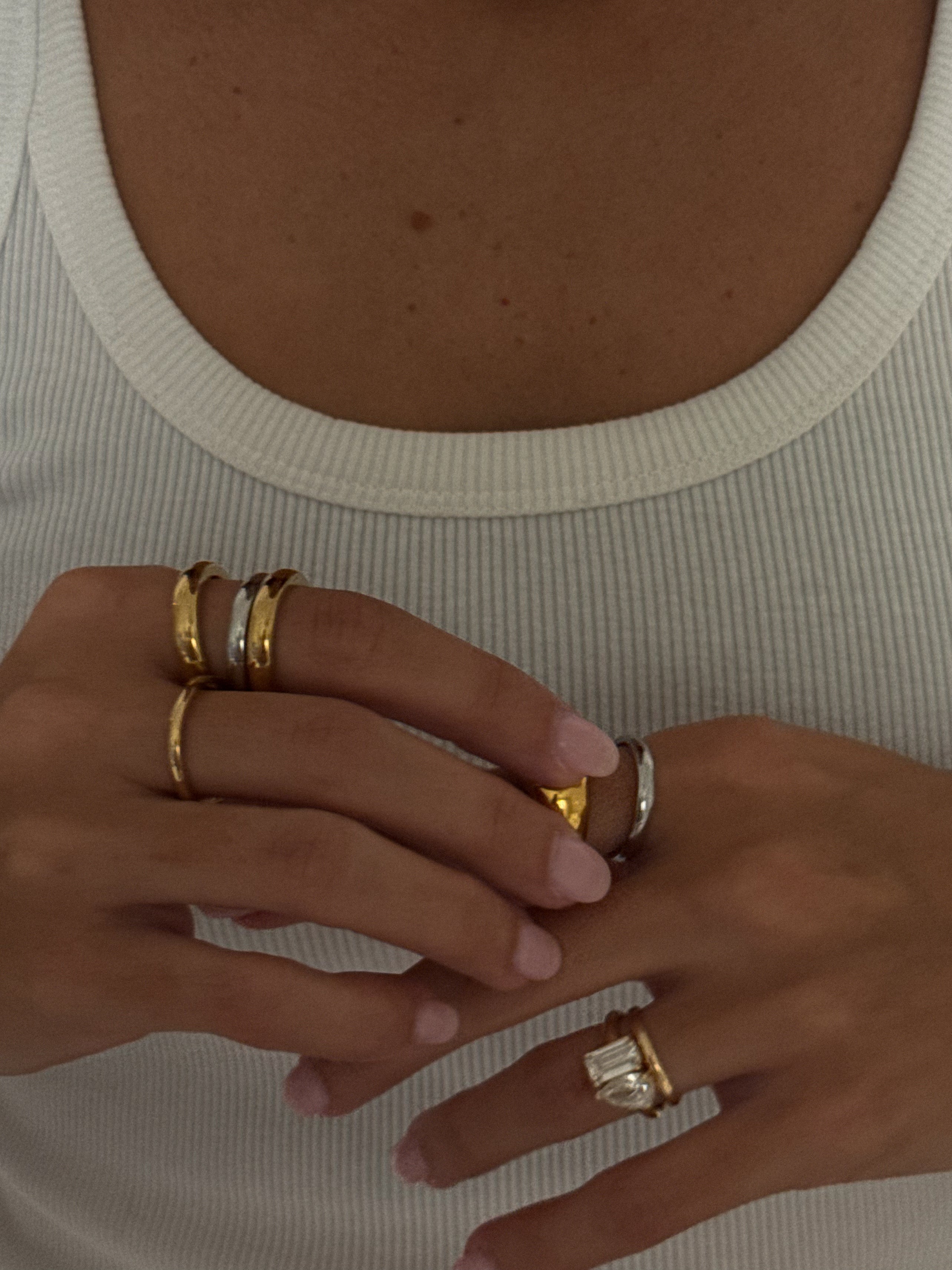SOHO gold singles
